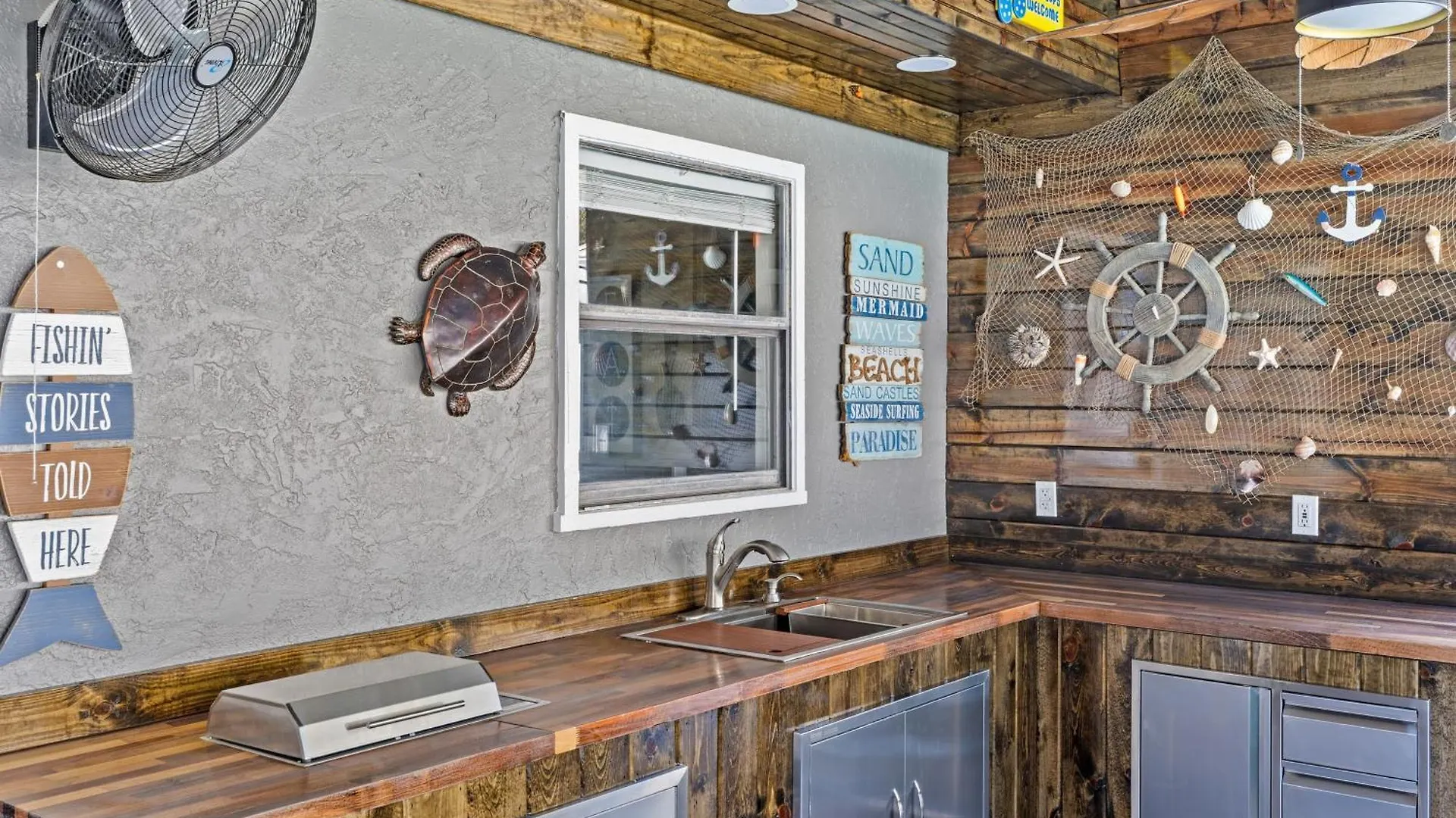Spacious 3Br W Tiki Bar Shared Pool Walk To Beach Near 30A Pier Park Panama City Beach