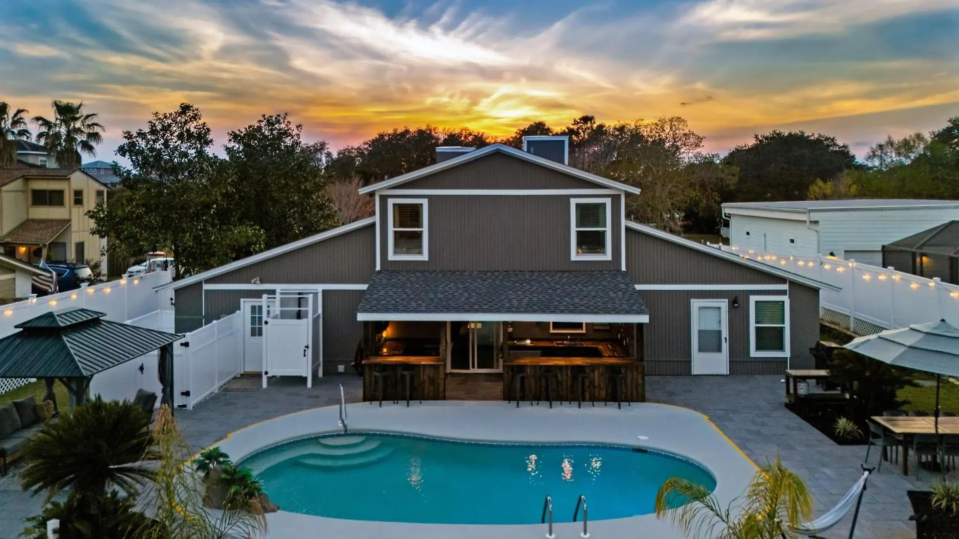 Spacious 3Br W Tiki Bar Shared Pool Walk To Beach Near 30A Pier Park Panama City Beach Casa vacanze