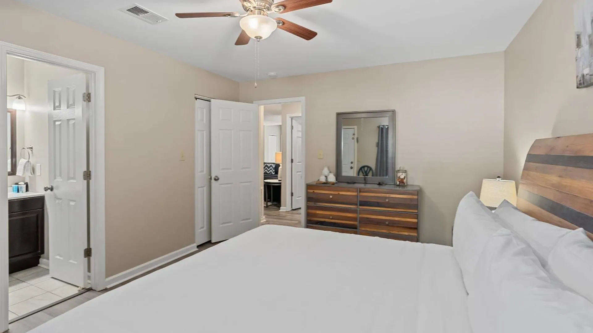 Semesterbostad Spacious 3Br W Tiki Bar Shared Pool Walk To Beach Near 30A Pier Park Panama City Beach